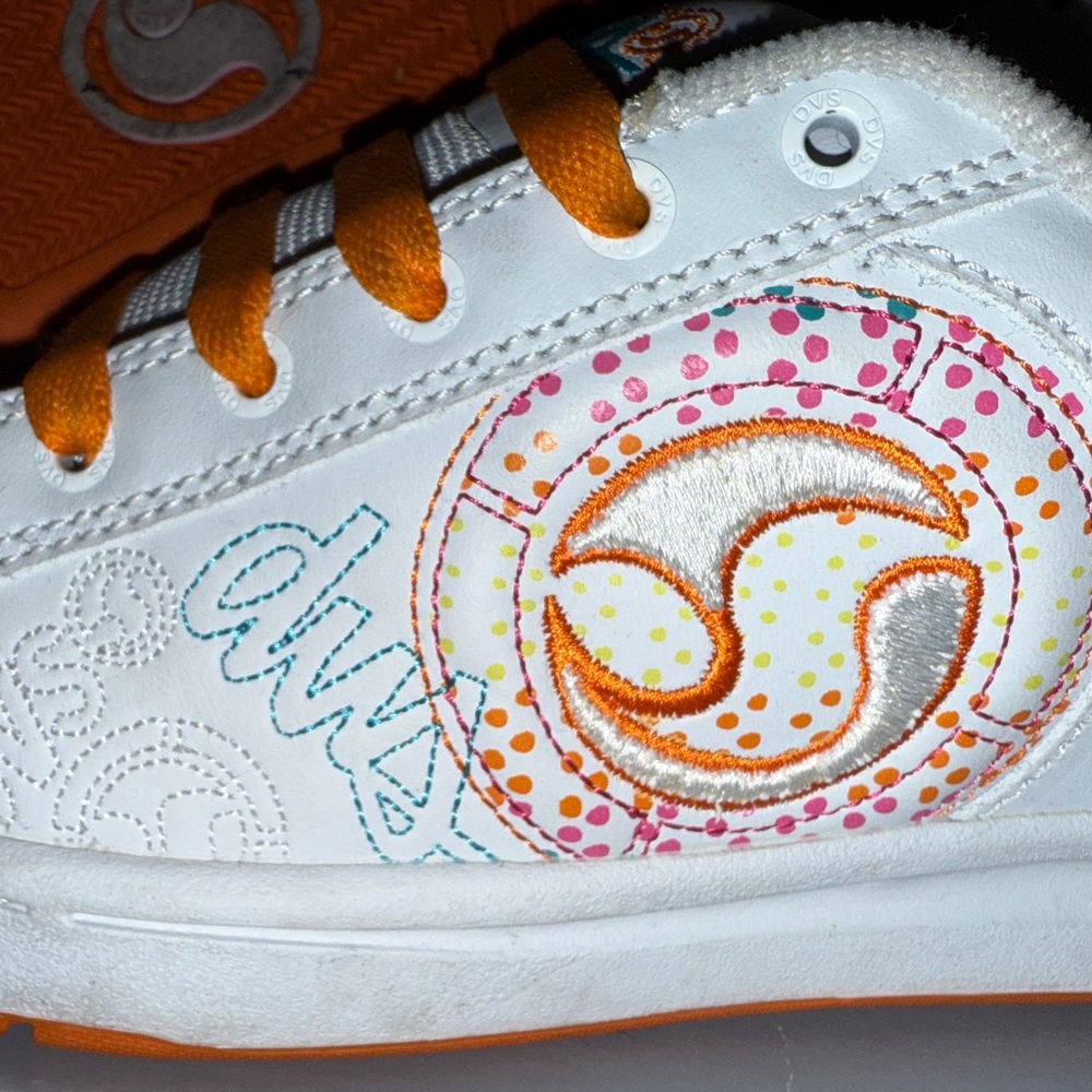 DVS White & Orange Colorful Skateboard Sneakers Size 7